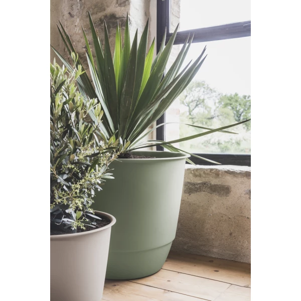 Poétic Untersetzer JOY, Durchmesser: 266 mm, weiß 10 Poétic Untersetzer JOY, Durchmesser 266 mm, weiß – stilvolles Design für Tische, ideal für Blumengefäße und zur Vermeidung von Wasserflecken.