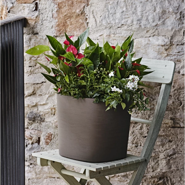 Terra Pflanzgefäß Capri, Breite 240 mm, sandfarben, ideal für stilvolle Balkonbegrünung, langlebig und UV-beständig.