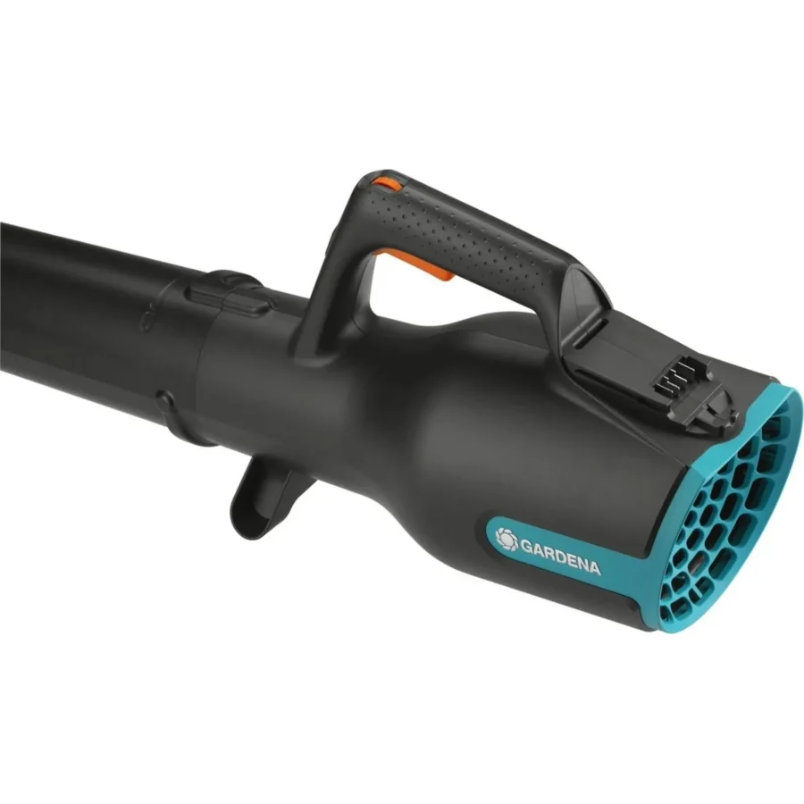 Gardena Akku-Gartenbläser PowerJet 18V: kraftvoll und leise, ideal für effizientes Laubblasen im Garten, kabellos und ergonomisch.