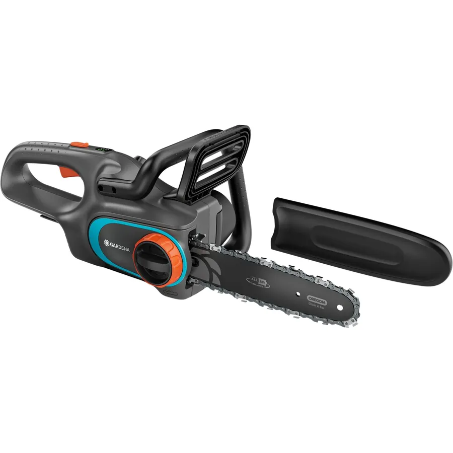 Gardena Akku-Kettensäge PowerSaw 250, 18V, ideal für präzise und kabellose Holzarbeiten, leicht und handlich für den Garten.