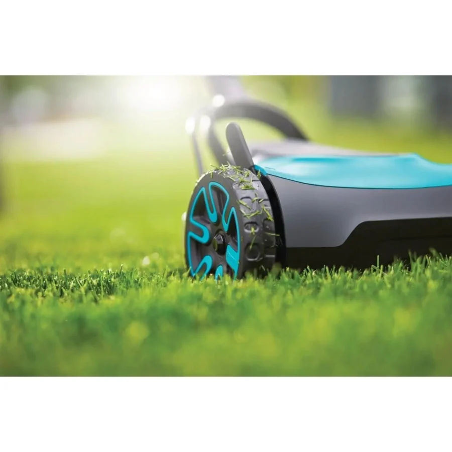 Gardena Akku-Rasenmäher HandyMower 22, 18V, leistungsstark und kabellos, ideal für einfache Rasenpflege auf kleinen Flächen.