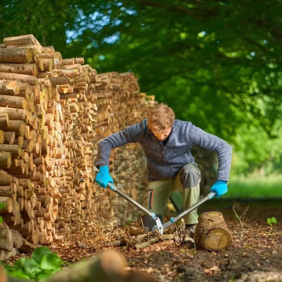 Gardena Astschere EnergyCut Pro L-5, ergonomisch, rostfreier Stahl, ideal für präzises Schneiden von Ästen und Zweigen.