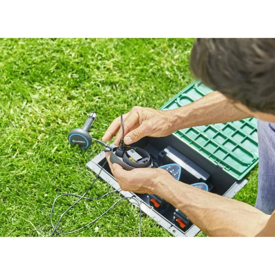 Gardena Bodenfeuchtesensor 15, präzise Feuchtigkeitsmessung für optimale Pflanzenpflege, kabelloses Design für einfache Anwendung.