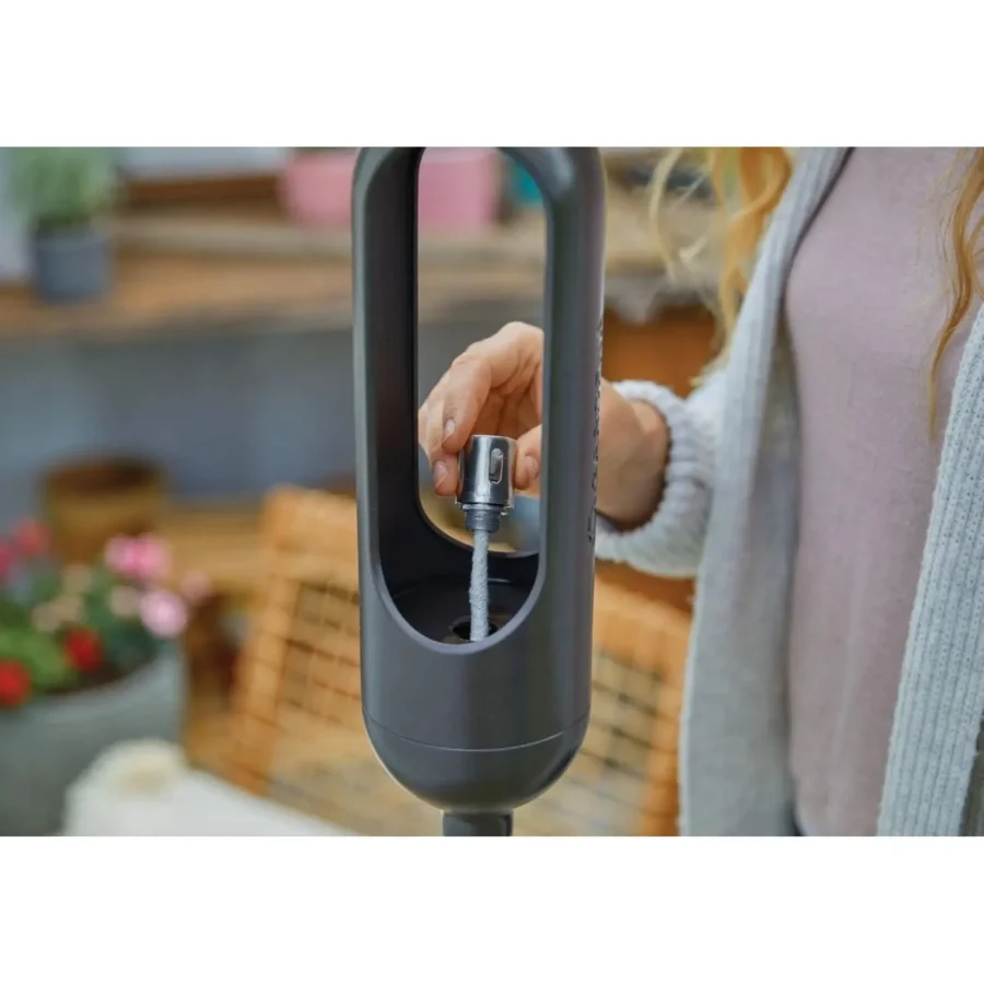 Gardena ClickUp Fackel für stimmungsvolle Abende im Garten, wetterfest, perfekt für Ihre Außendekoration.