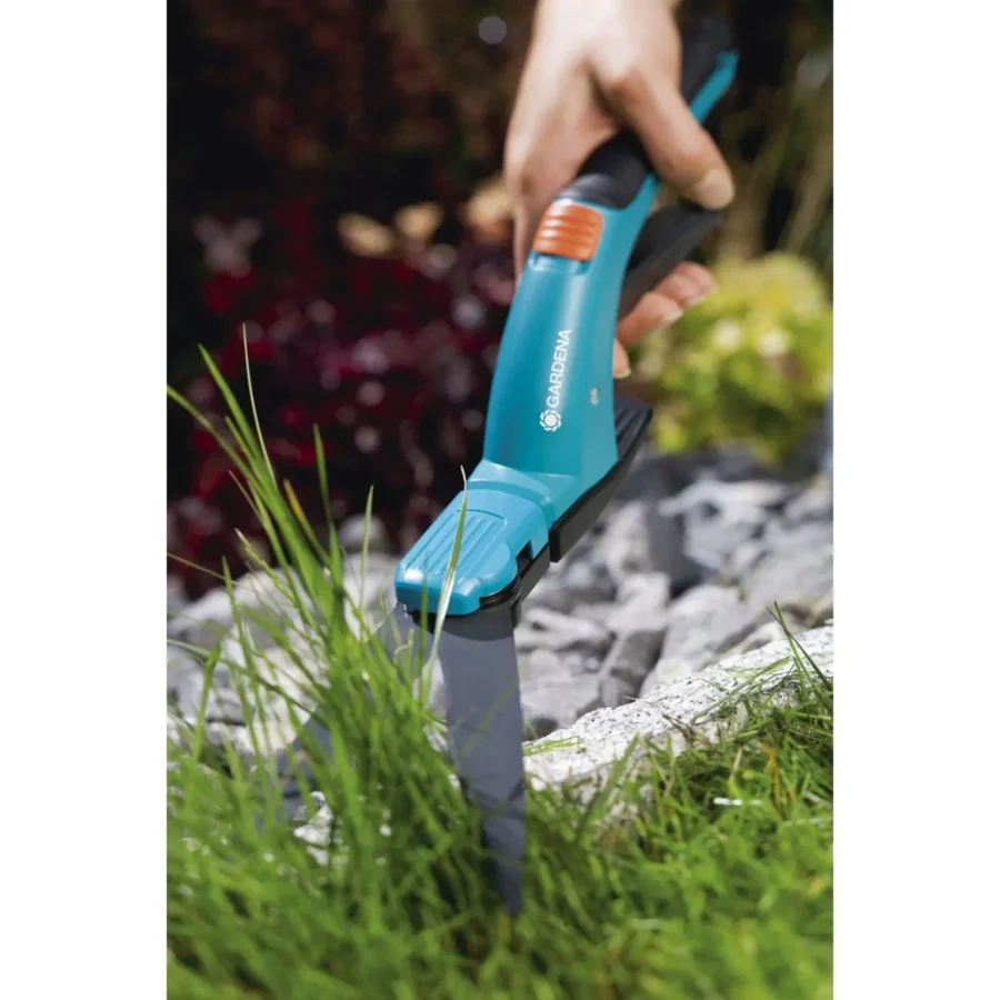Gardena Comfort Grasschere, ergonomisch, für präzise Rasenkanten, leicht und handlich, ideal für gepflegte Gärten.