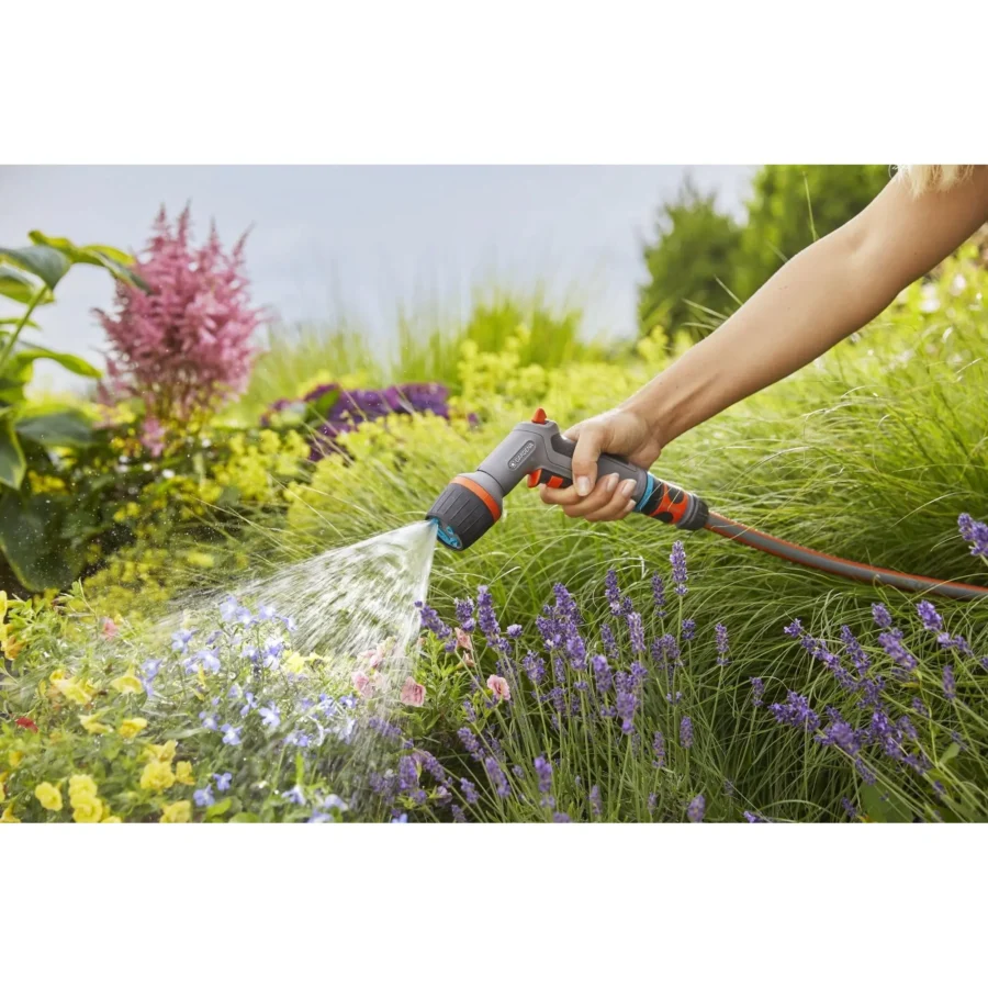 Gardena ecoPulse Reinigungsspritze, ergonomisch geformt, ideal für müheloses Gießen und Reinigen, 1,25 Liter, umweltfreundlich.