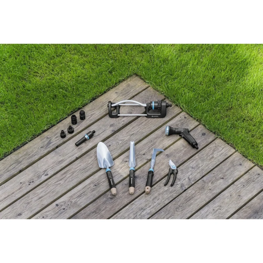 Gardena EcoLine Gartenschere 15, ergonomisch geformt, ideal für präzise Schnittarbeiten im Garten, aus langlebigem recyceltem Kunststoff.