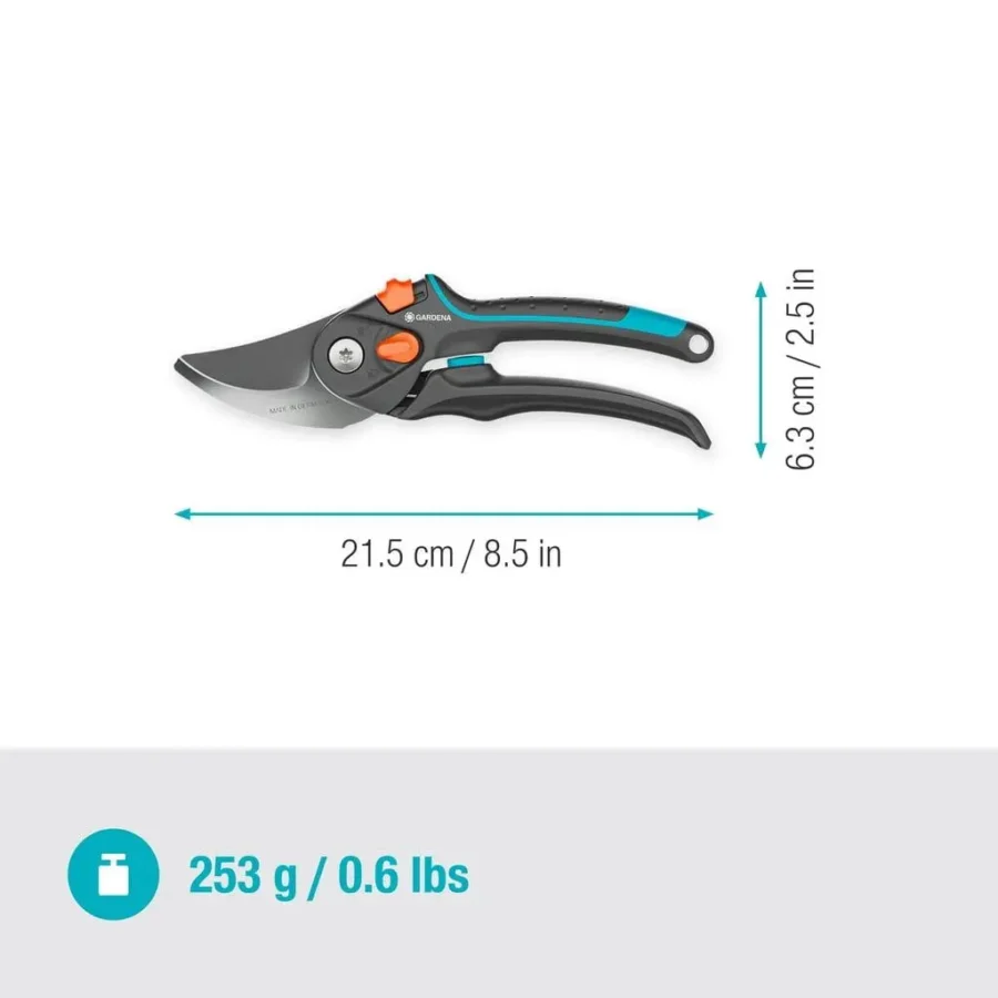 Gardena Gartenschere PremiumCut Pro Flex 3 mit ergonomischem Griff, ideal für präzise Schnitte und schonendes Schneiden von Pflanzen.