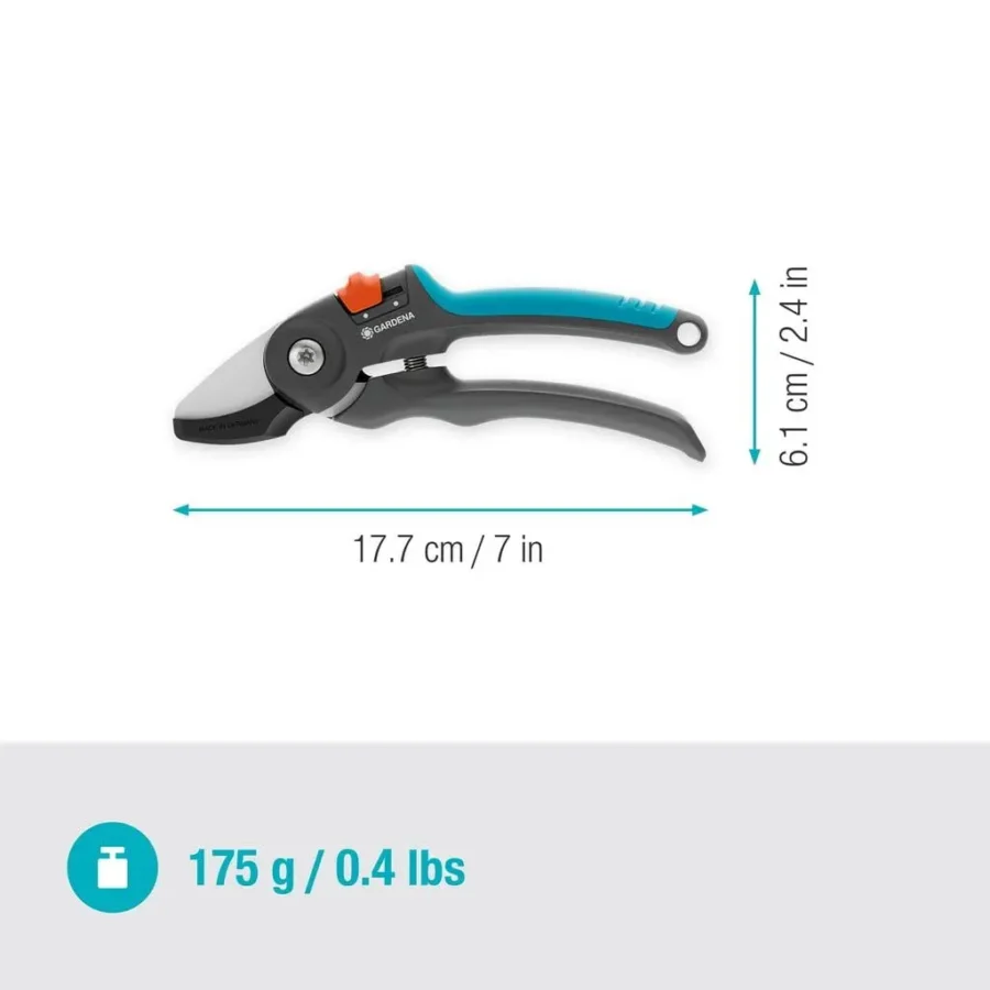 Gardena Gartenschere PremiumCut für trockenes Holz, ergonomischer Griff, ideale Schneideleistung für präzise Gartenarbeiten.