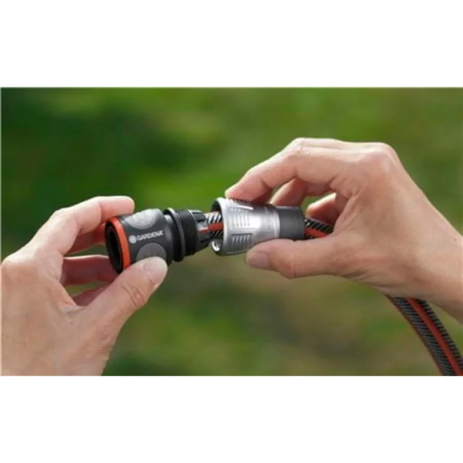 Gardena Premium Schlauchverbinder 13-15 mm, langlebig und wetterfest, ideal für eine sichere Verbindung aller gängigen Schläuche.