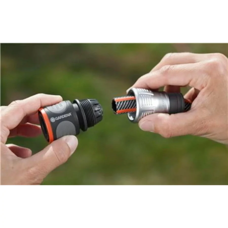 Gardena Premium Schlauchverbinder, 13-15 mm, für sichere und langlebige Verbindungen im Garten, ideal für flexibles Bewässern.