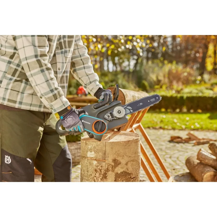 Gardena Sägekette 3/8 Zoll, 25 cm, langlebig und präzise – ideal für effizientes Schneiden von Holz.