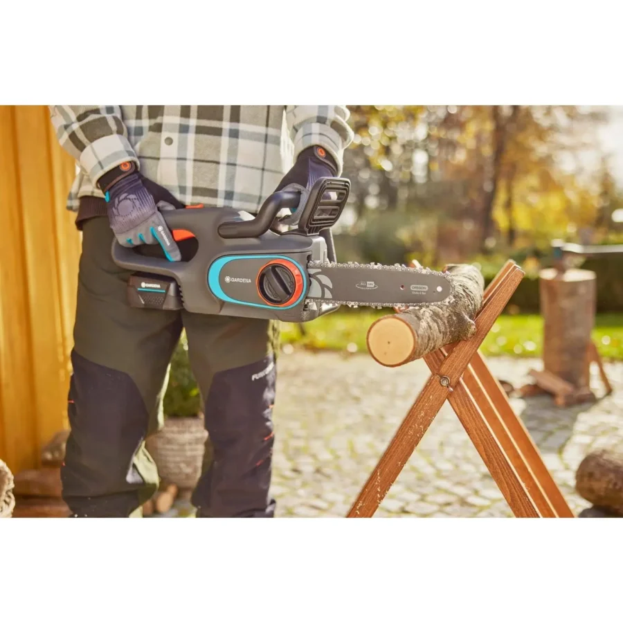 Gardena Sägekette 3/8 Zoll, 25 cm, hochwertige Präzisionsschneide für müheloses Sägen von Holz, ideal für Gartenprofis und Hobbygärtner.