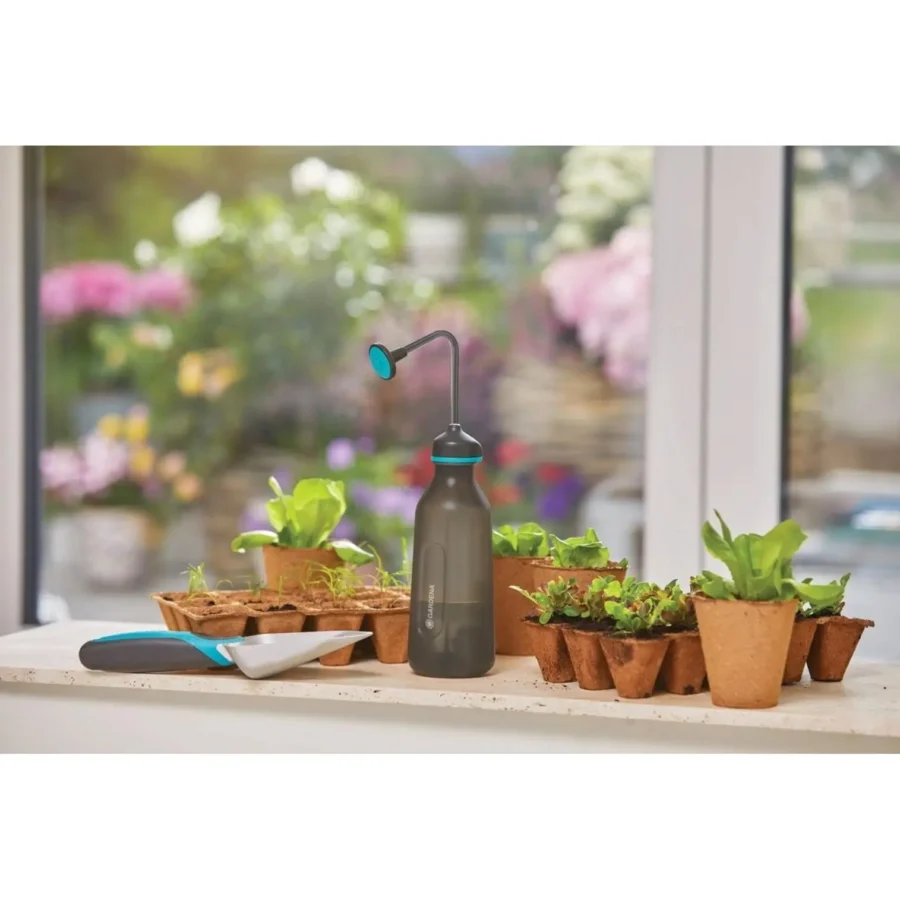 Gardena Softsprüher 0,45 L, ergonomisch geformt, ideal zum Pflanzen gießen und besprühen, leicht und präzise in der Handhabung.
