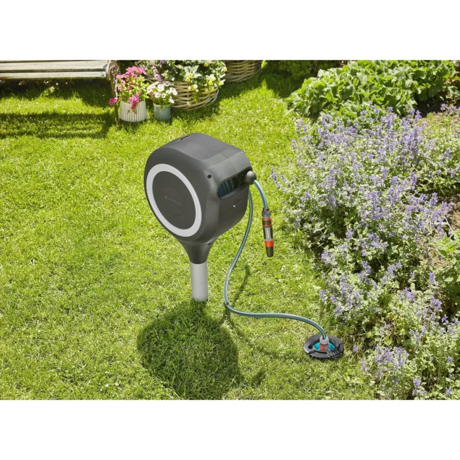 Gardena Sprinklersystem Wassersteckdose für einfache Gartenbewässerung, langlebig, wetterfest, kompatibel mit Gardena-Systemen.