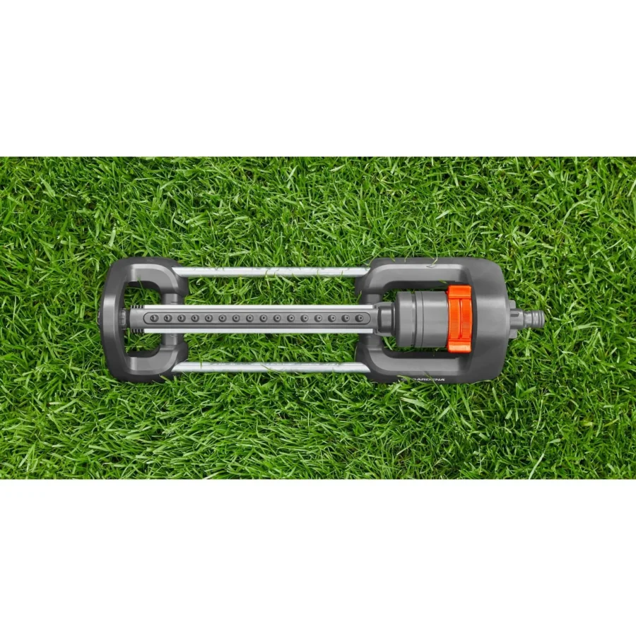 Gardena Viereckregner Aqua S, quadratisch, optimal für gleichmäßige Bewässerung von Rasenflächen bis 250 m², langlebig und robust.