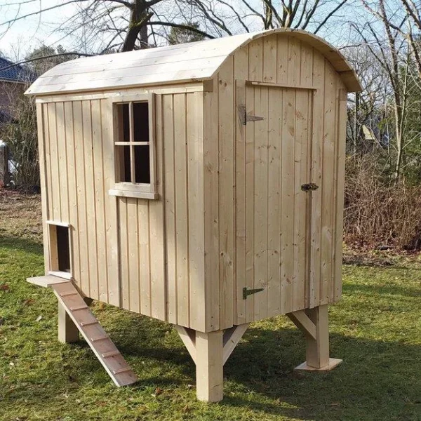 Der Holz Hannes Hühnerstall Basis-Paket - Bauwagen aus Holz mit Blechdach & Sitzstange