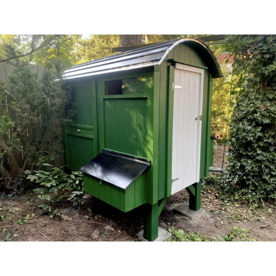 Holz Hannes Hühnerstall All-Inclusive-Paket - Bauwagen mit Legenest, Luke & Windfang